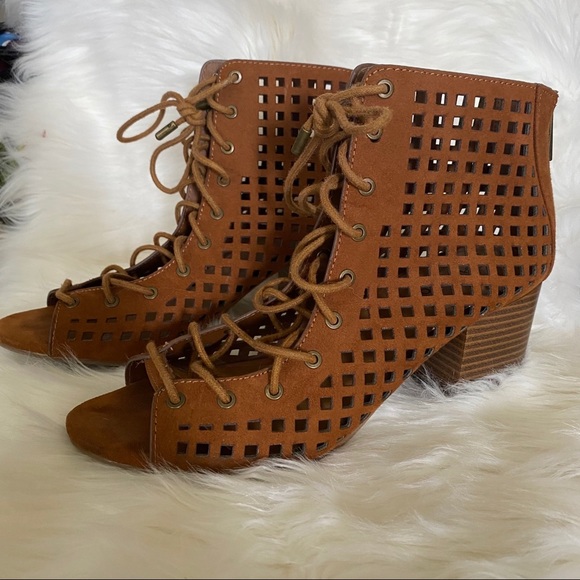 Cognac Booties - Picture 4 of 5